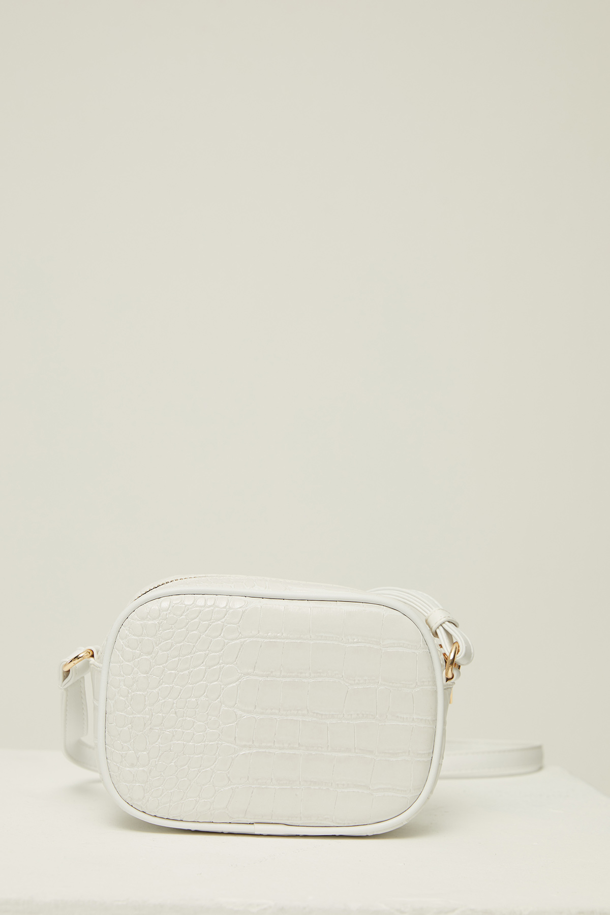 jomo-canta-beyaz-deri-cantalar-hooopstore-13214-17-B